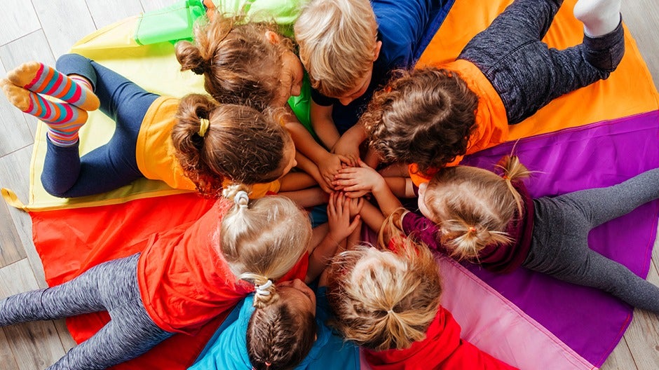 Preschoolers collaborating with their community for social skill development