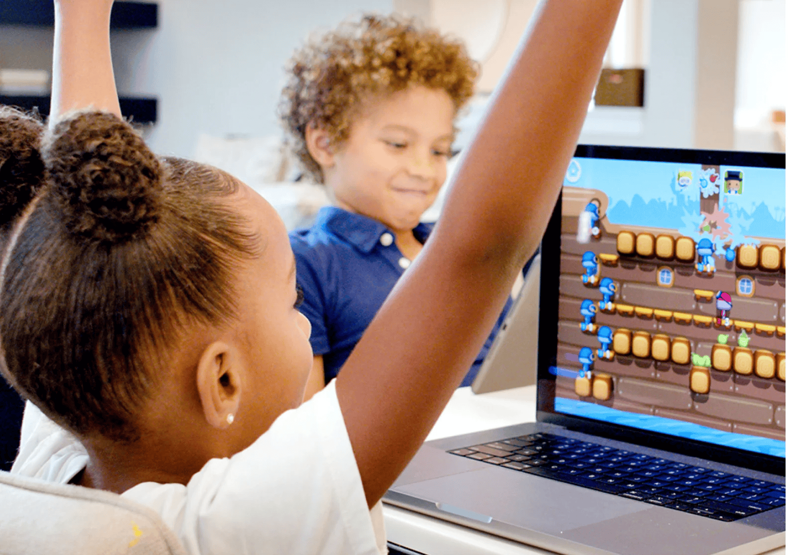 2nd grader using codeSpark to learn how to code